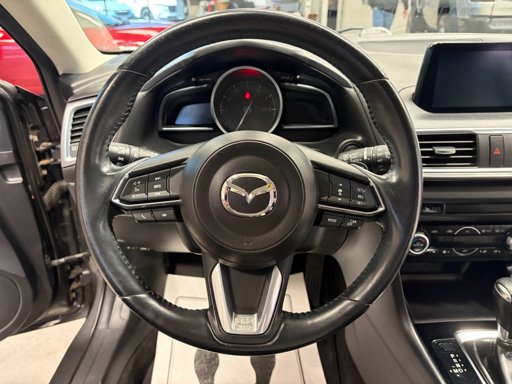 Used 2018 MAZDA MAZDA3 Grand Touring w/ Premium Equipment Package image 12