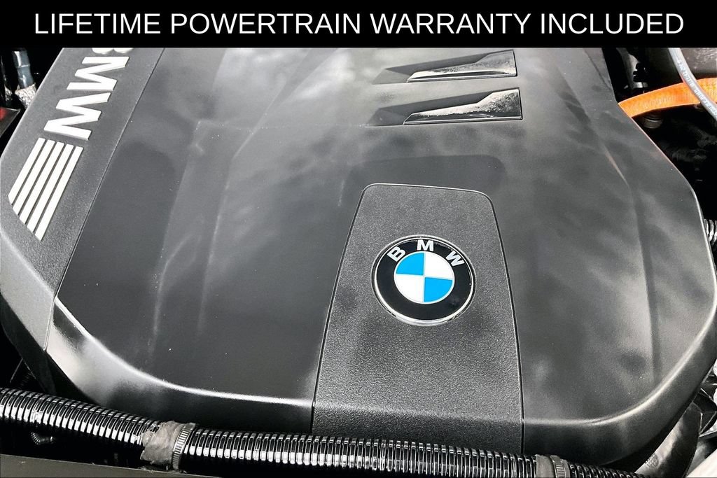 Used 2026 BMW X5 xDrive50e w/ M Sport Package AWD/4WD image 43
