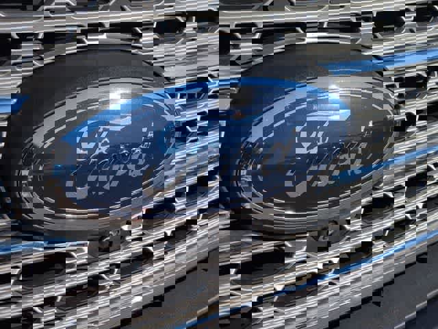 Used 2021 Ford Explorer Limited image 12