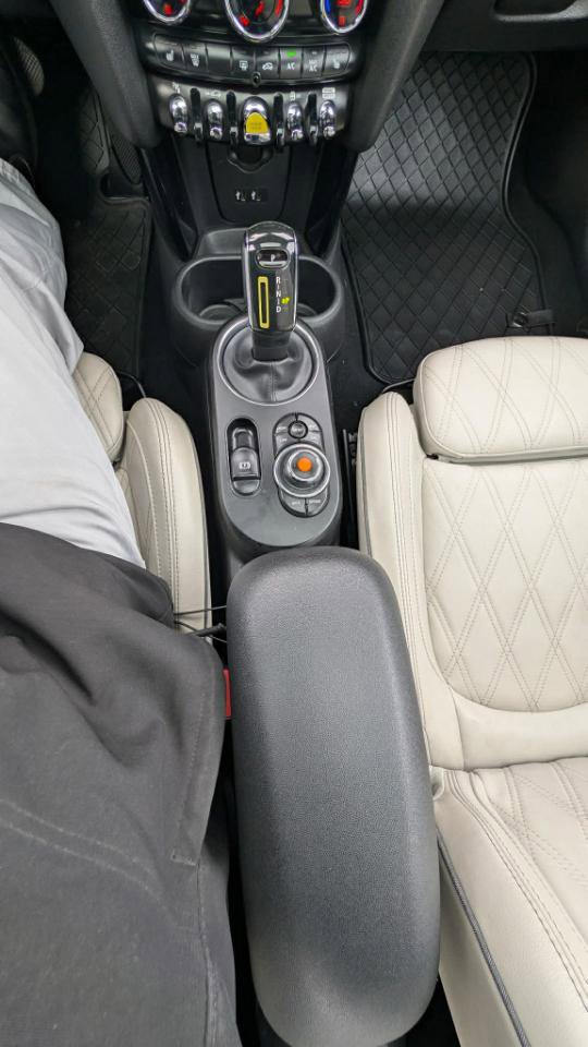 Used 2020 MINI Cooper SE image 18