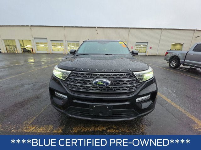 Certified 2023 Ford Explorer XLT w/ Equipment Group 202A AWD/4WD image 2