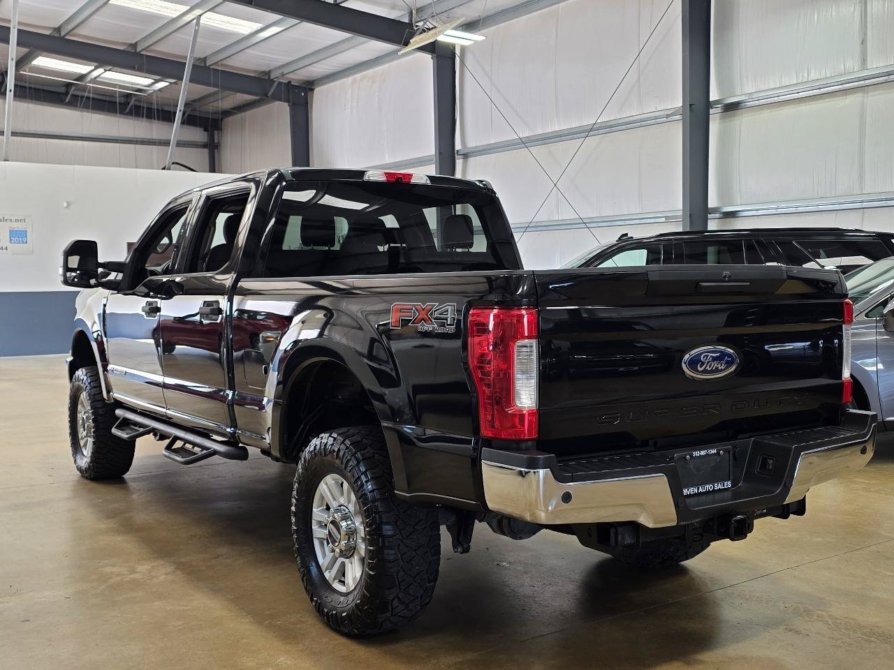 Used 2019 Ford F250 XLT w/ XLT Value Package AWD/4WD image 6