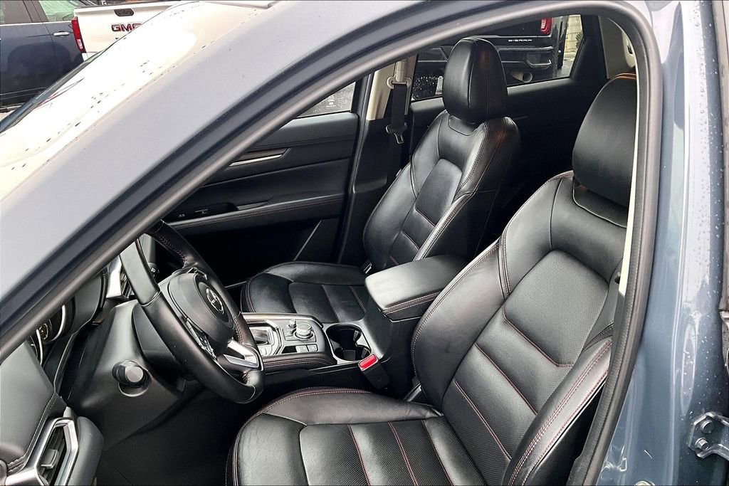 Used 2024 MAZDA CX-5 Carbon Edition image 25