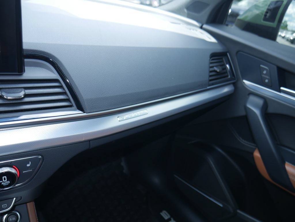 Certified 2024 Audi Q5 2.0T Premium Plus AWD/4WD image 38