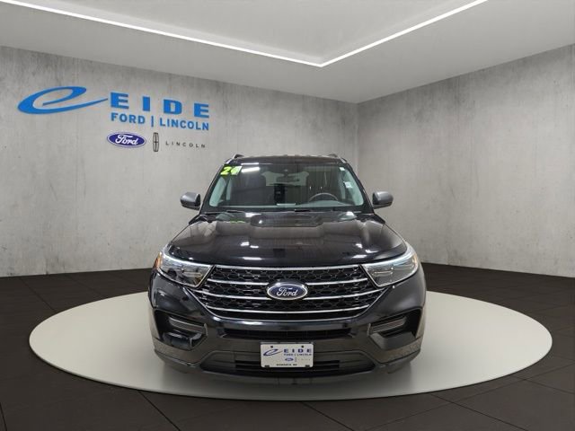 Used 2024 Ford Explorer XLT image 6