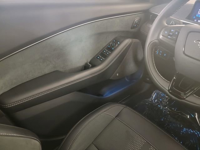 Certified 2023 Ford Mustang Mach-E GT w/ GT Performance Edition image 31