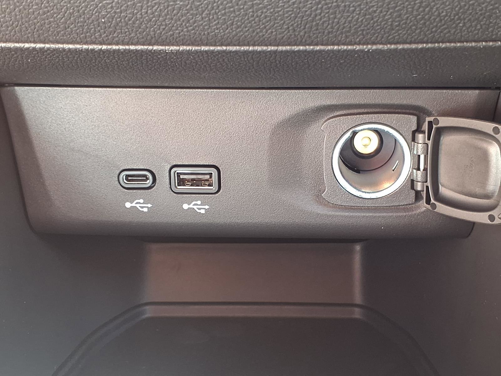 New 2026 Buick Envista Sport Touring w/ Convenience I Package FWD image 6