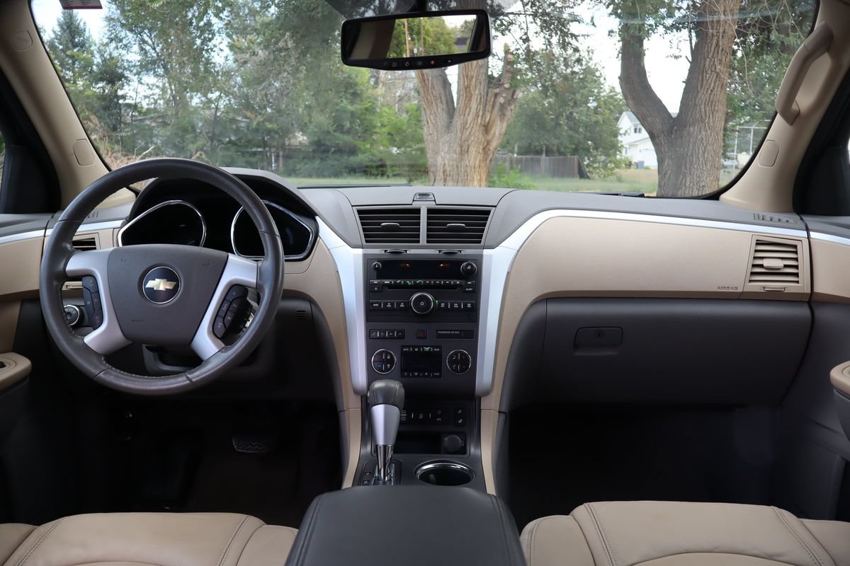 Used 2012 Chevrolet Traverse LT AWD/4WD image 16