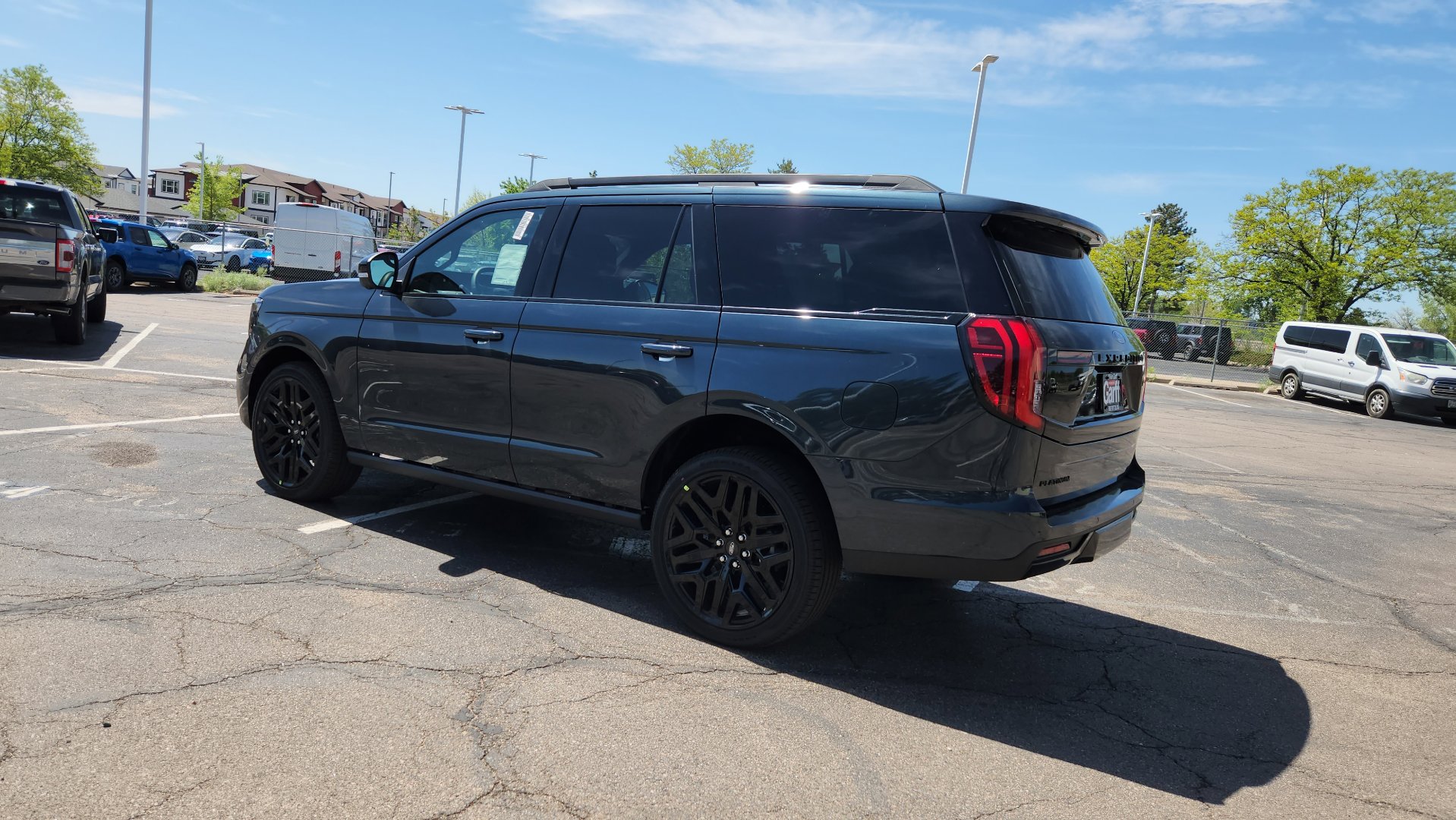 New 2026 Ford Expedition Platinum w/ Stealth Performance Package AWD/4WD image 7