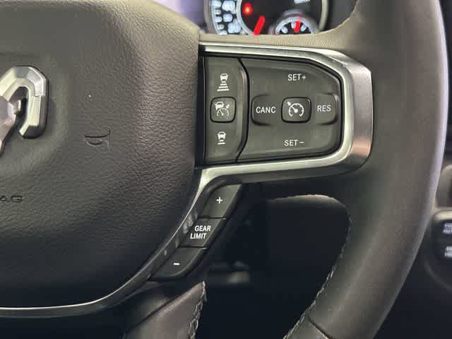 Used 2025 RAM 1500 Laramie AWD/4WD image 17