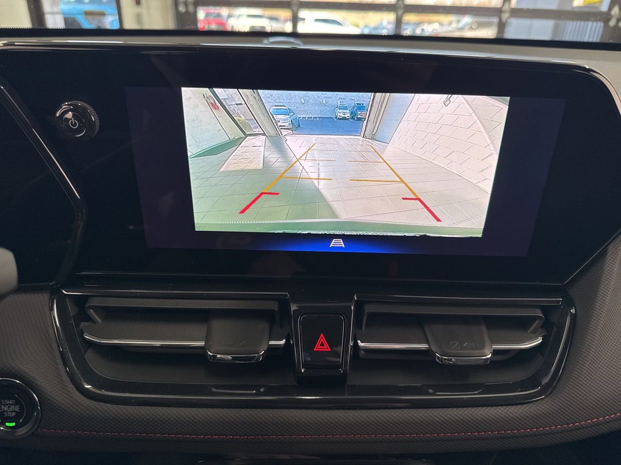 Used 2025 Chevrolet TrailBlazer RS w/ Driver Confidence Package image 24