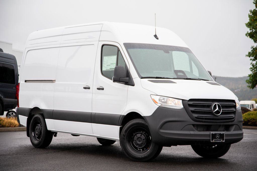 New 2026 Mercedes-Benz Sprinter 2500 video 3