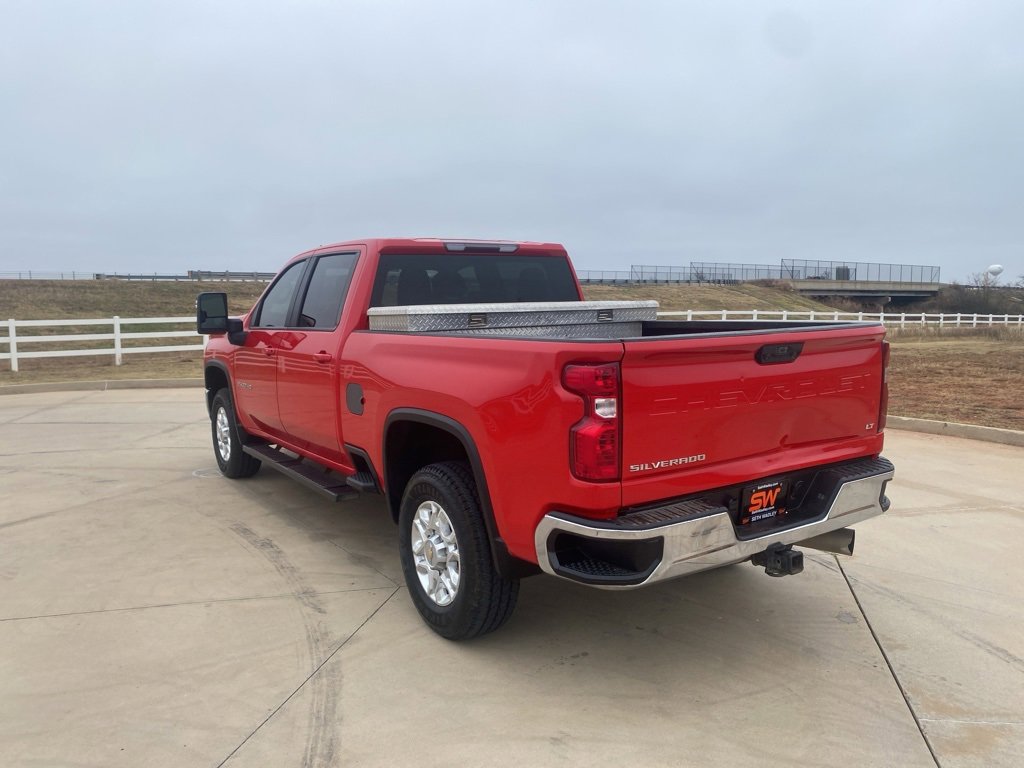 Used 2024 Chevrolet Silverado 2500 LT image 7