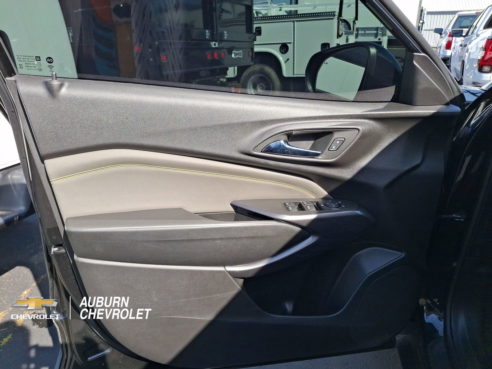 Certified 2025 Chevrolet Trax ACTIV w/ Driver Confidence Package FWD image 17