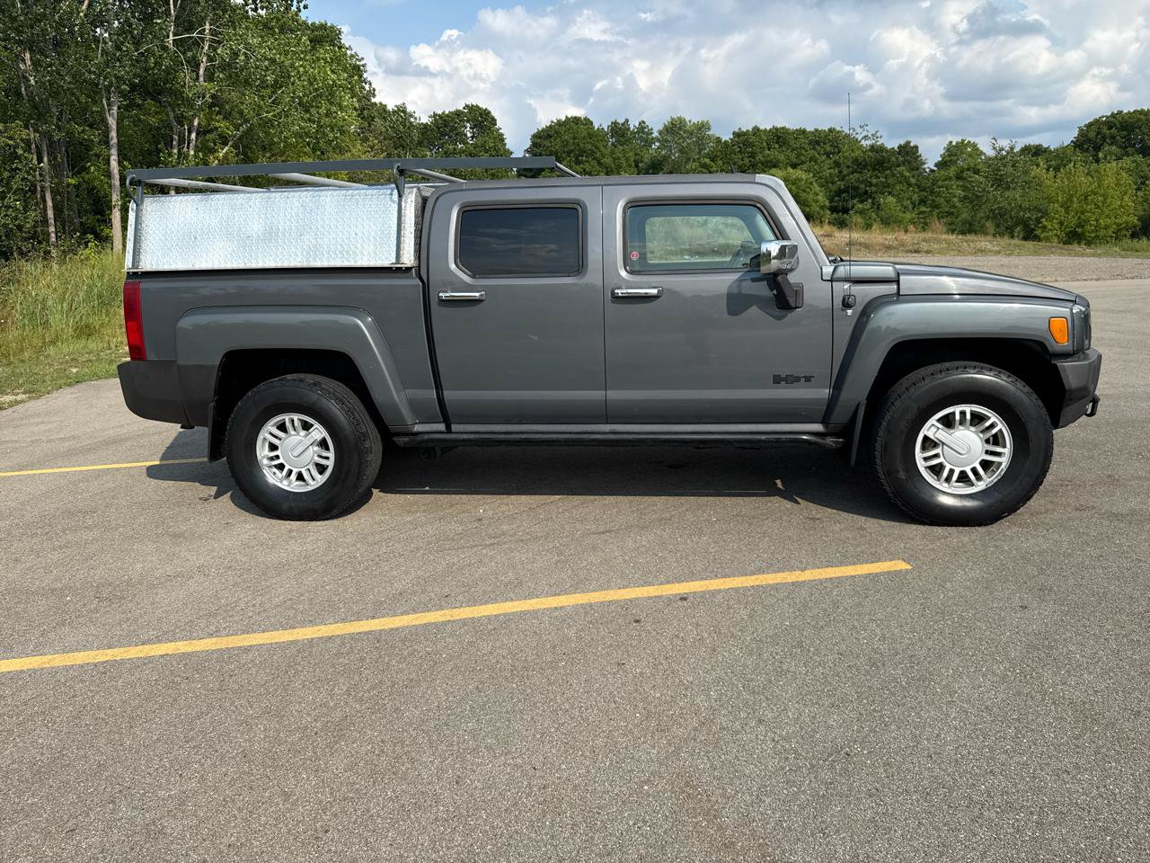 Used 2009 HUMMER H3T Alpha AWD/4WD image 4