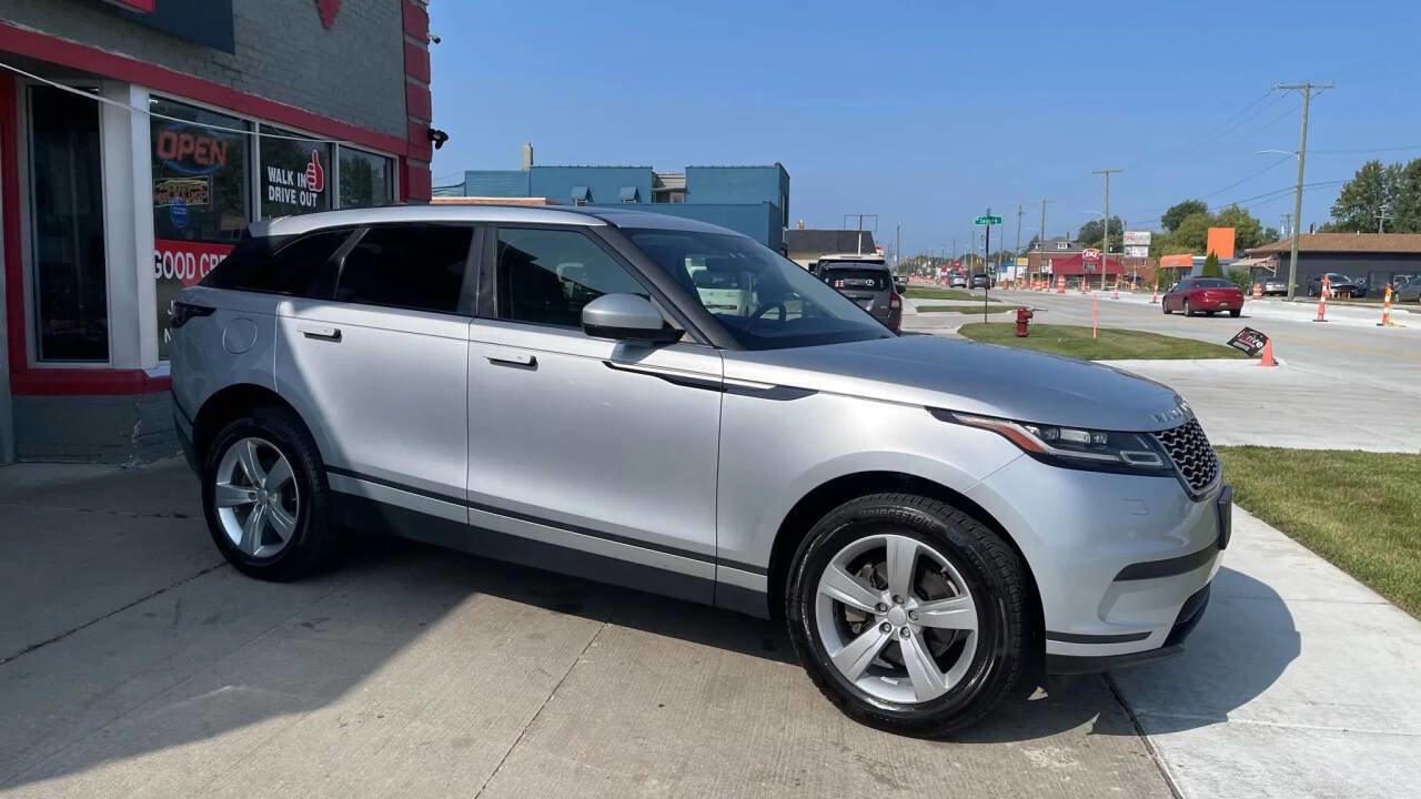 Used 2018 Land Rover Range Rover Velar S image 3