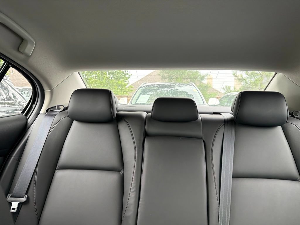 Used 2024 MAZDA MAZDA3 s FWD image 25