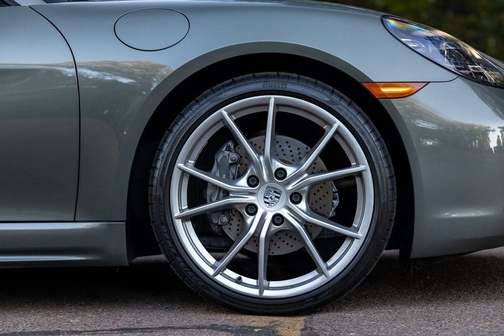 Used 2021 Porsche 718 Boxster Base w/ Premium Package image 51