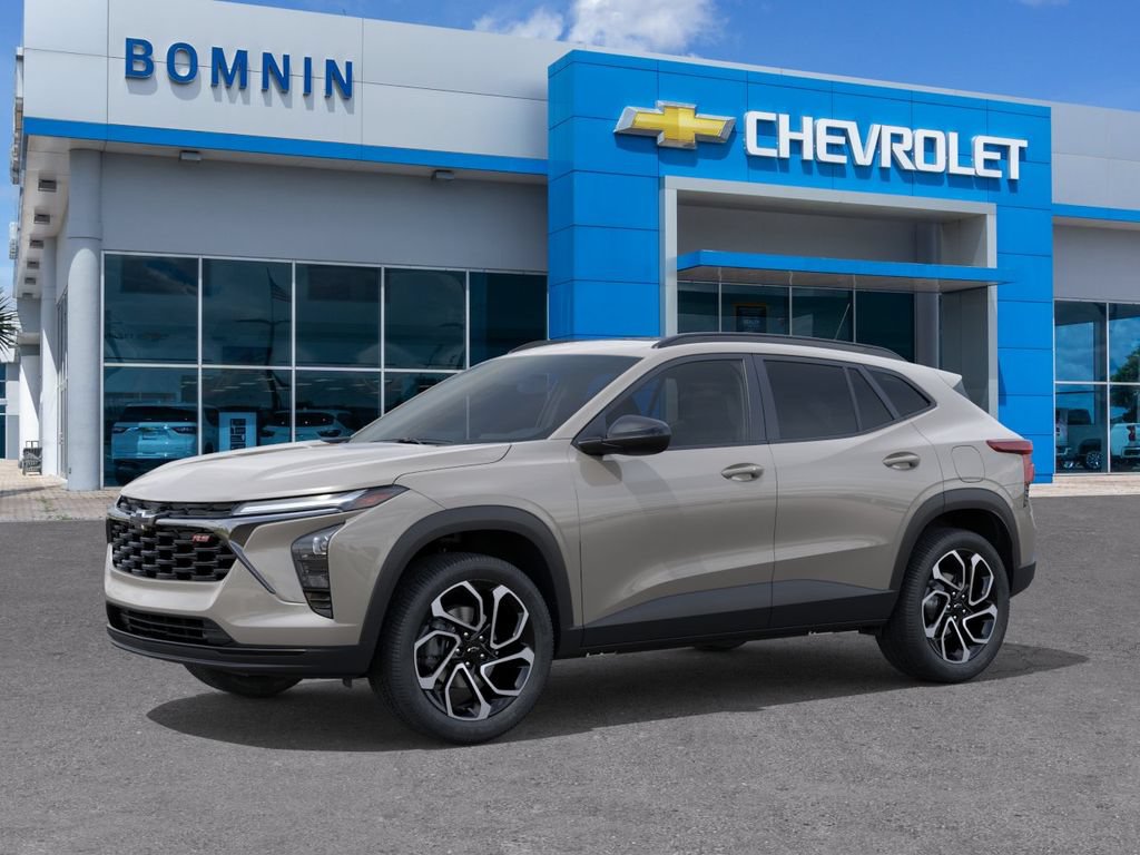 New 2026 Chevrolet Trax RS w/ Sunroof Package FWD image 3