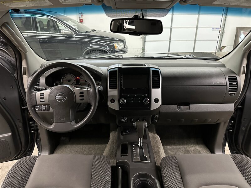 Used 2012 Nissan Xterra PRO-4X AWD/4WD image 19