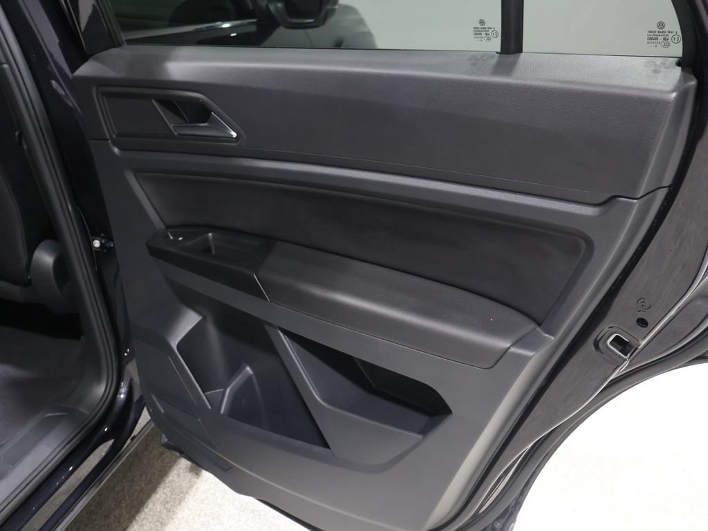 Used 2020 Volkswagen Atlas Cross Sport SE w/ Panoramic Sunroof Package AWD/4WD image 23