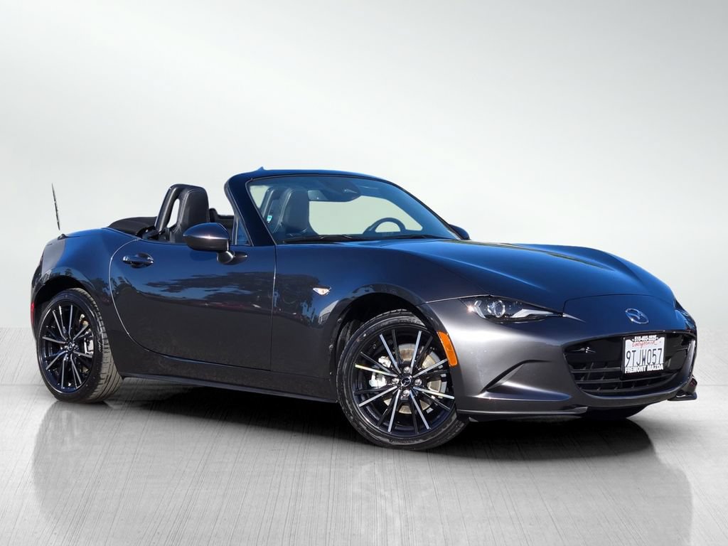 Certified 2025 MAZDA MX-5 Miata Grand Touring RWD image 2