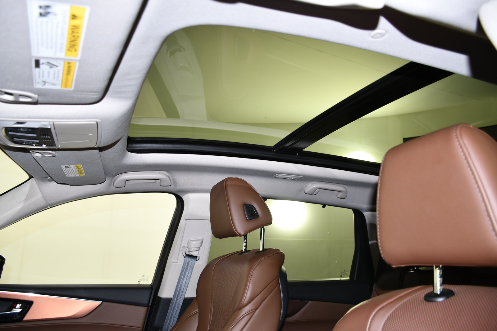 Certified 2024 Acura MDX SH-AWD w/ Technology Package image 39