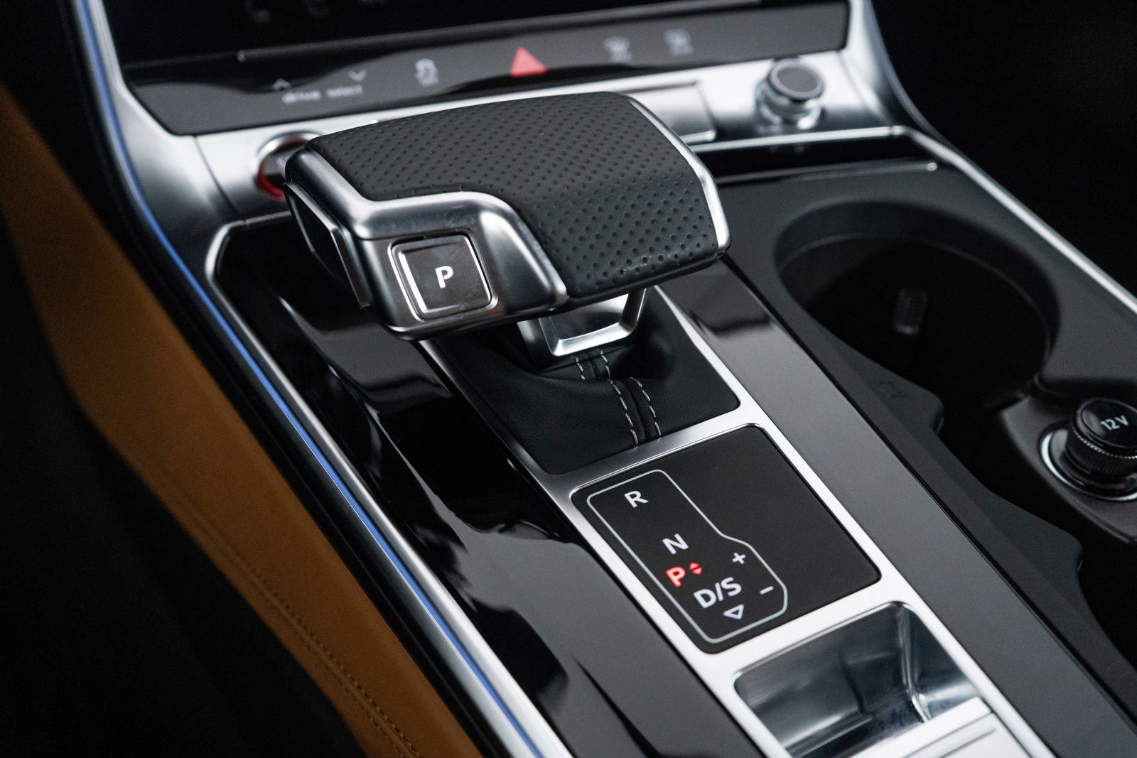 Used 2025 Audi RS 6 performance image 42