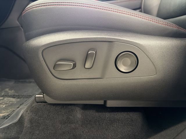 Used 2024 Chevrolet Traverse RS w/ LPO, Floor Liner Package image 26