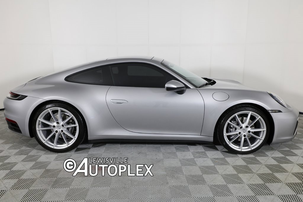 Used 2020 Porsche 911 Carrera image 4