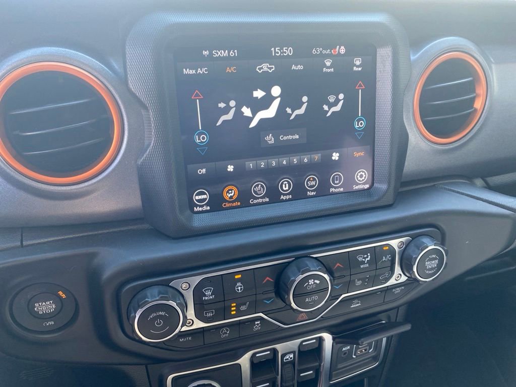 Used 2022 Jeep Gladiator Mojave w/ Cold Weather Group AWD/4WD image 15
