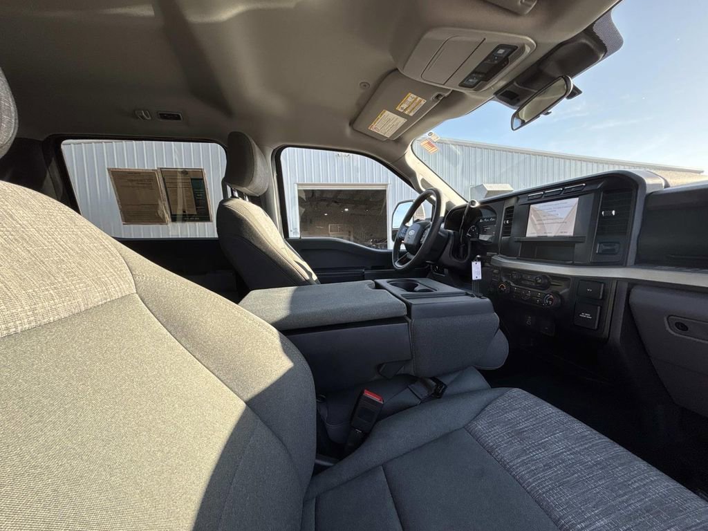 Used 2024 Ford F250 XLT AWD/4WD image 15
