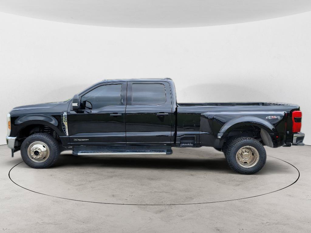 Used 2024 Ford F350 XLT w/ 360-Degree Camera Package AWD/4WD image 5