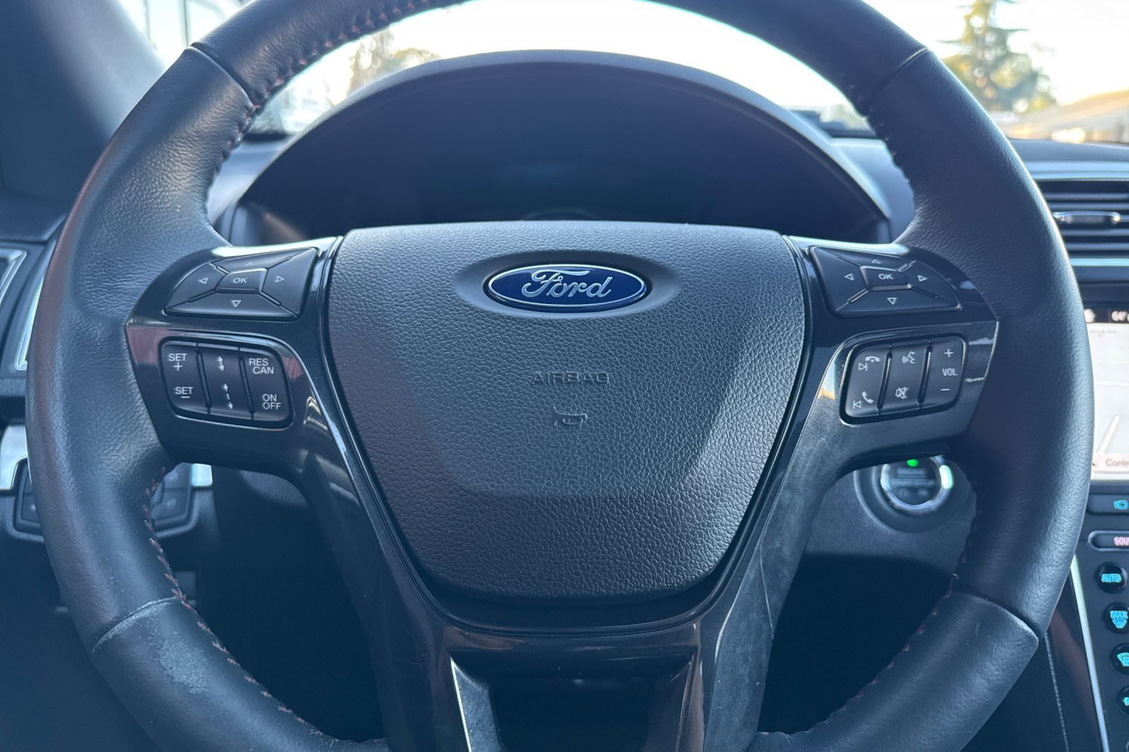 Used 2017 Ford Explorer Sport w/ Equipment Group 401A image 29