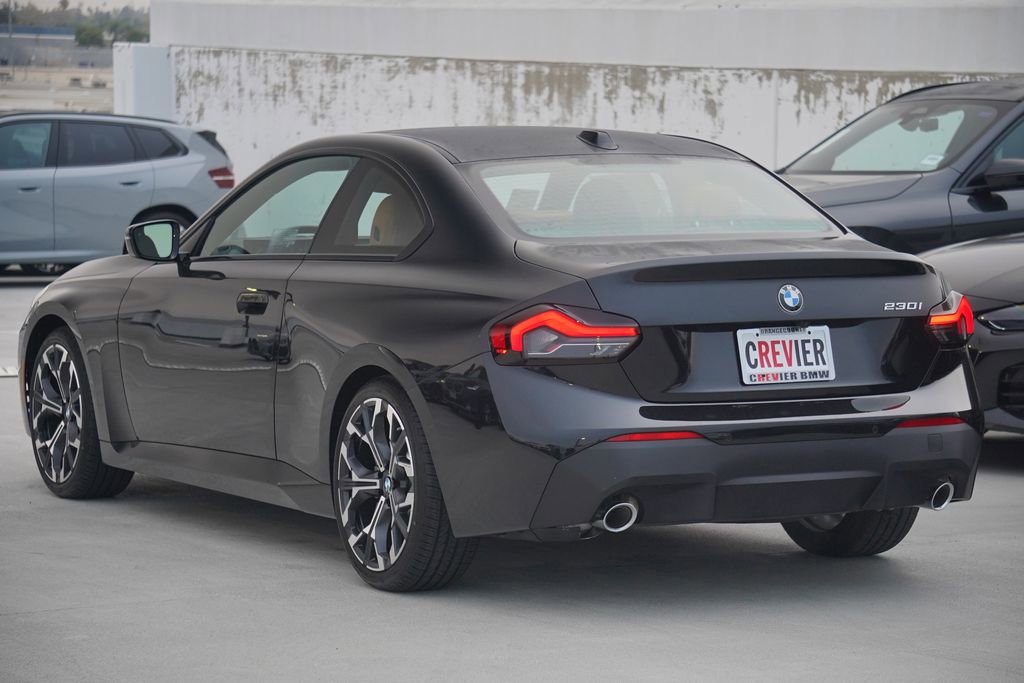 Used 2025 BMW 230i Coupe w/ Premium Package RWD image 7