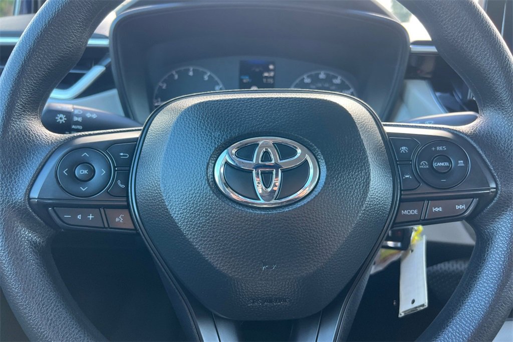 Certified 2025 Toyota Corolla LE image 20