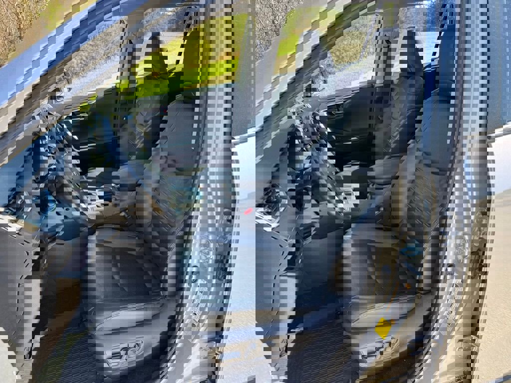 Used 2021 Toyota RAV4 Limited image 23