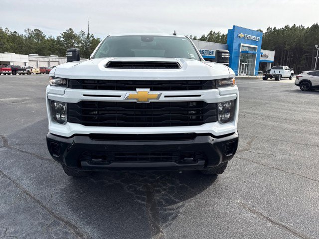 Used 2025 Chevrolet Silverado 2500 Custom w/ Custom Value Package AWD/4WD image 8