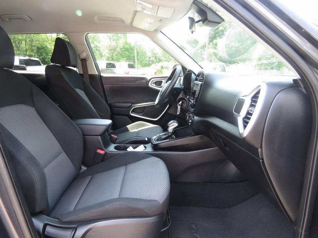 Used 2022 Kia Soul LX w/ Technology Package image 14