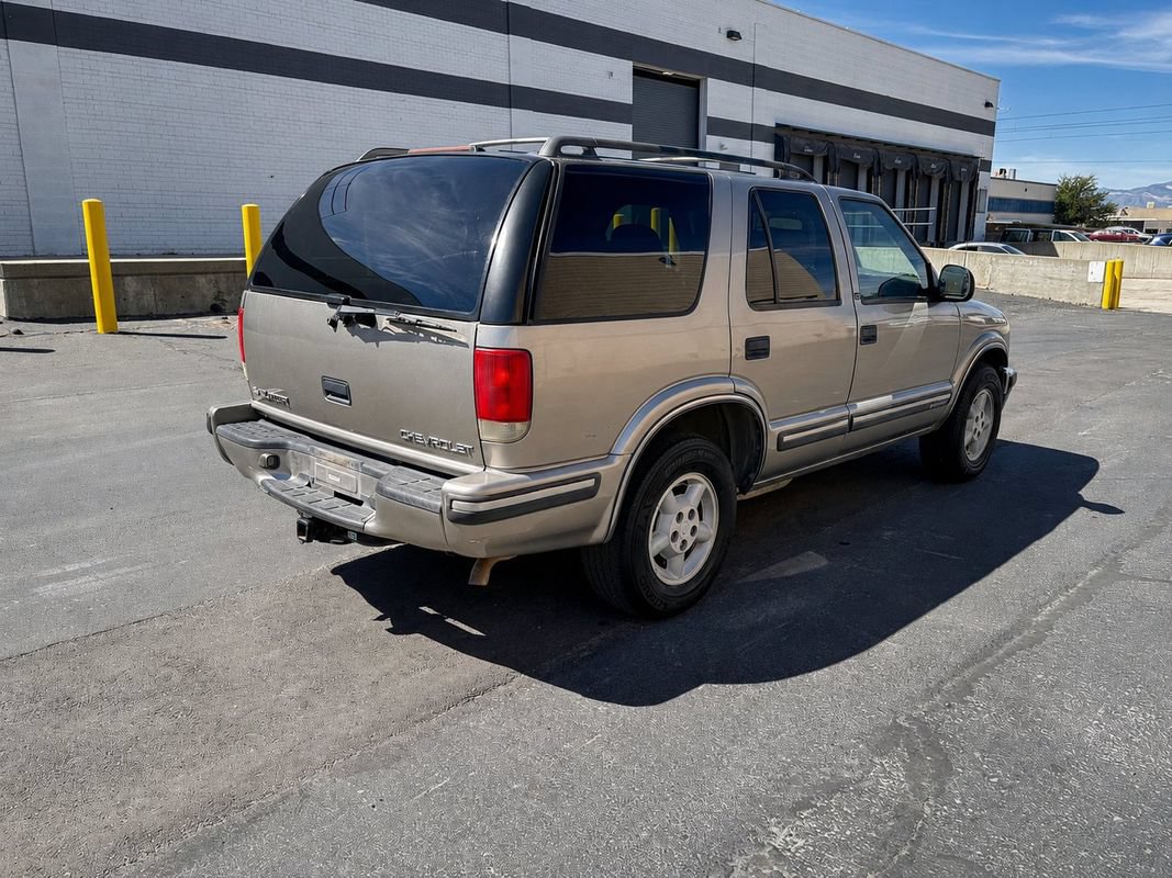 Used 1998 Chevrolet Blazer LS w/ Preferred Equipment Group AWD/4WD image 7