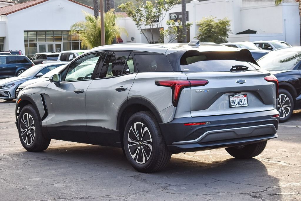 New 2026 Chevrolet Blazer EV LT image 4