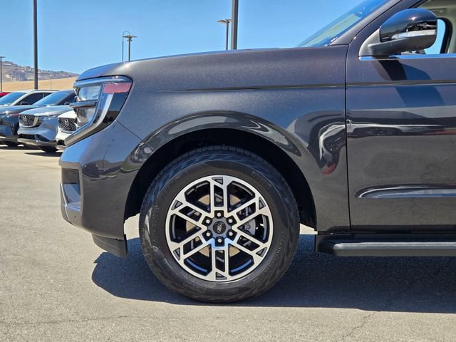 Used 2025 Ford Expedition Active AWD/4WD image 9