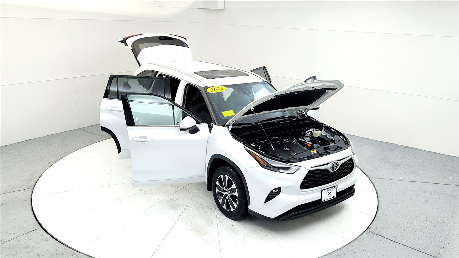 Certified 2022 Toyota Highlander XLE image 21