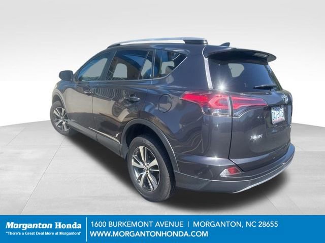 Used 2018 Toyota RAV4 XLE AWD/4WD image 8