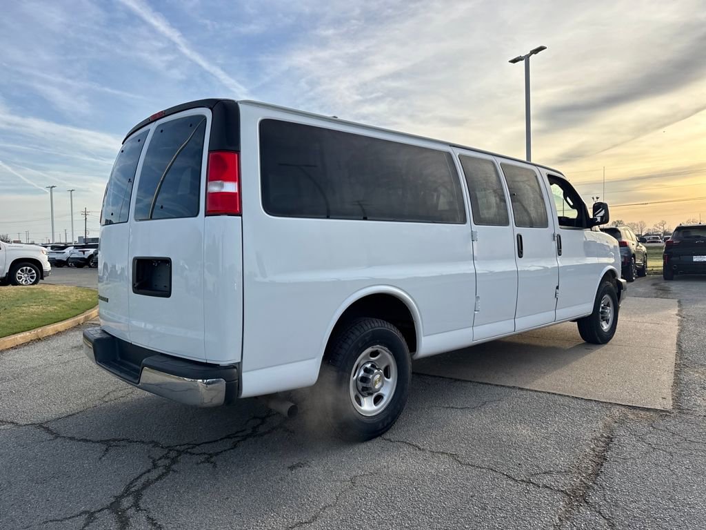Used 2024 Chevrolet Express 3500 LT w/ LT Preferred Equipment Group image 7