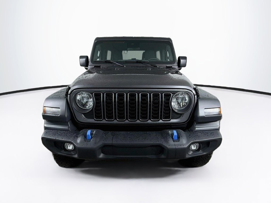 Used 2024 Jeep Wrangler Unlimited Sport AWD/4WD image 2