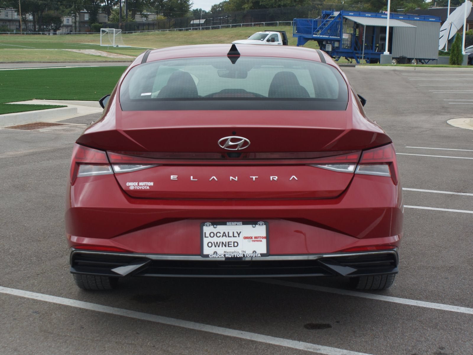 Used 2021 Hyundai Elantra SEL w/ Convenience + Premium Package FWD image 3