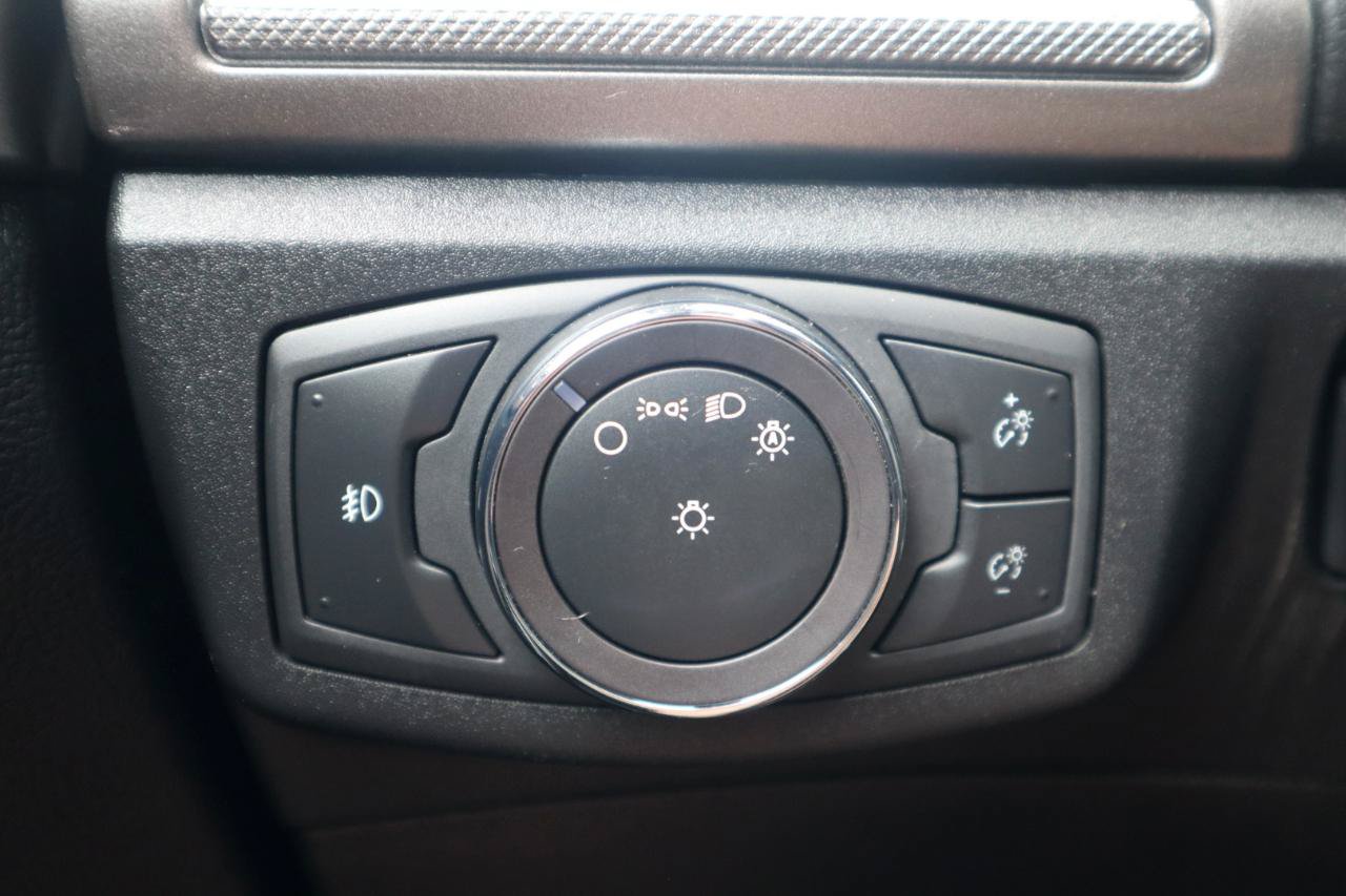 Used 2019 Ford Fusion SE w/ Equipment Group 151A FWD image 59