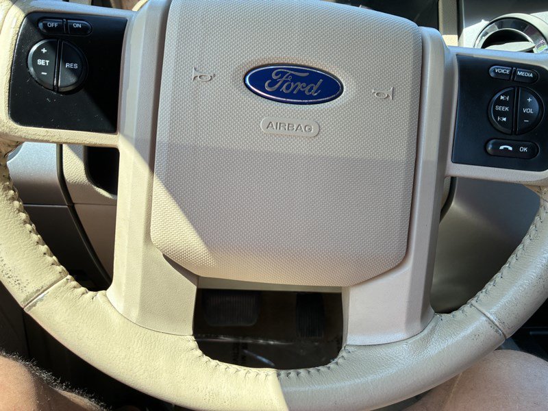 Used 2013 Ford Expedition EL XLT AWD/4WD image 10