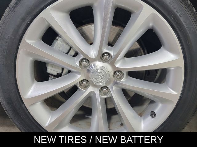 Used 2014 Buick Verano Leather FWD image 10